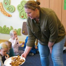 Dzień dyni i marchewki - własnoręcznie robione ciasto marchewkowe smakuje najlepiej
