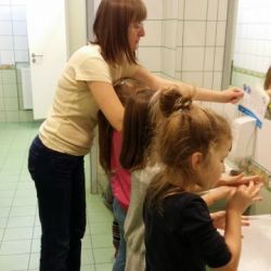 Myjemy ręce zgodnie z instrukcją