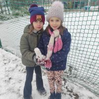 Zimowe zabawy ze śniegiem
