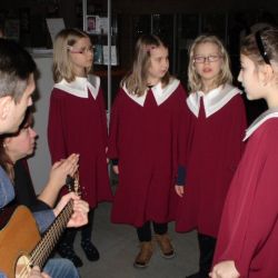 Świetlicowy przegląd kolęd i pastorałek - próba przed występem
